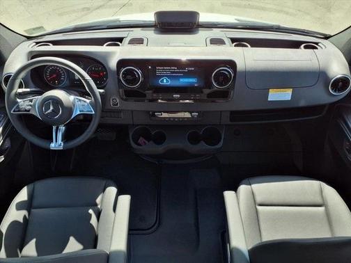 2026 Mercedes-Benz Sprinter 2500 170 WB
