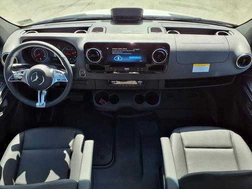 2026 Mercedes-Benz Sprinter 2500 170 WB