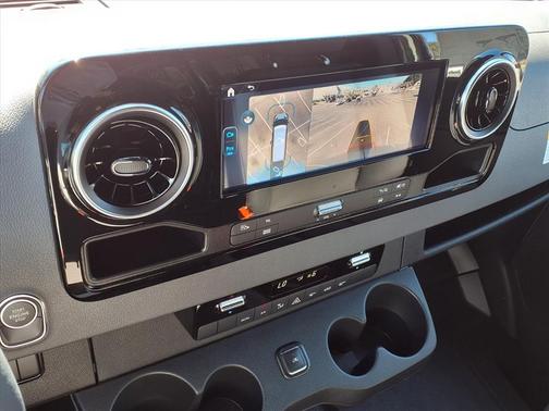 2026 Mercedes-Benz Sprinter 2500 Standard Roof