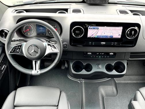 2025 Mercedes-Benz Sprinter 2500 144 WB