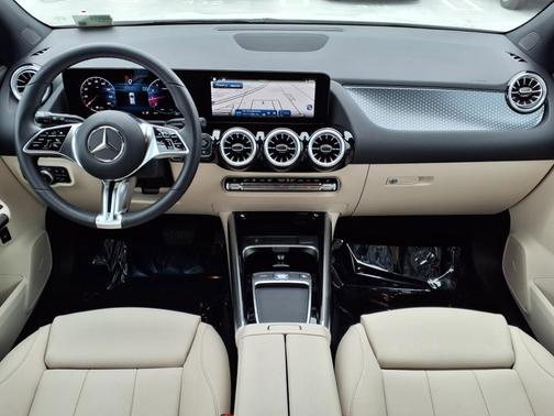 2025 Mercedes-Benz GLA 250 Base