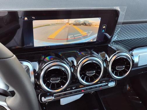 2026 Mercedes-Benz GLB 250 Base