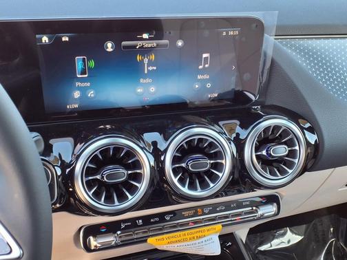 2025 Mercedes-Benz GLA 250 Base 4MATIC