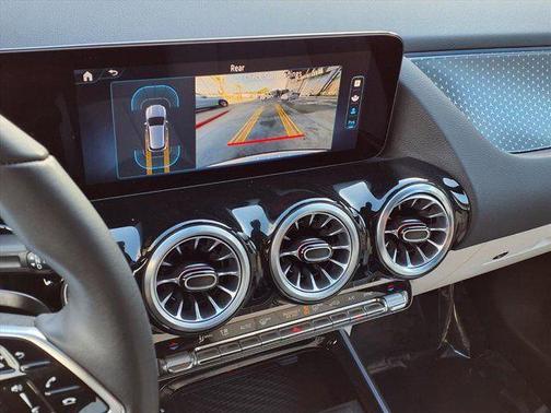 2025 Mercedes-Benz GLA 250 Base 4MATIC