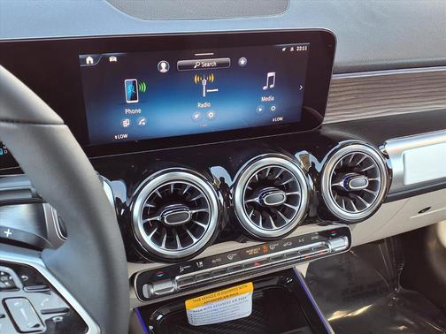 2026 Mercedes-Benz GLB 250 Base