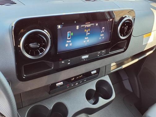 2025 Mercedes-Benz Sprinter 2500 144 WB