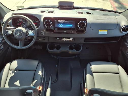 2025 Mercedes-Benz Sprinter 2500 144 WB