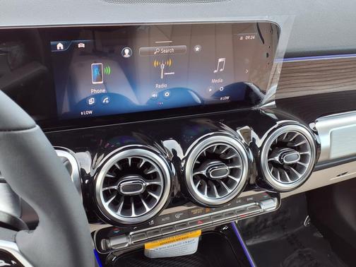 2026 Mercedes-Benz GLB 250 Base