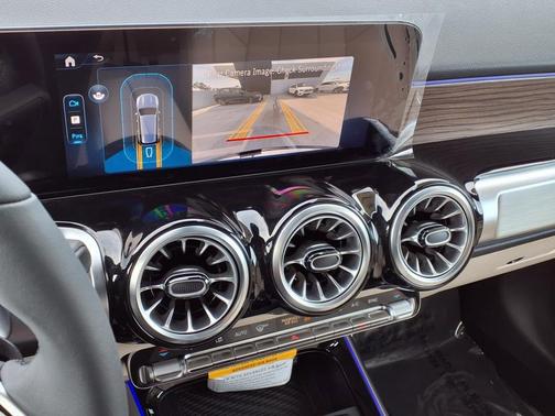 2026 Mercedes-Benz GLB 250 Base