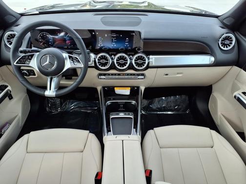 2026 Mercedes-Benz GLB 250 Base