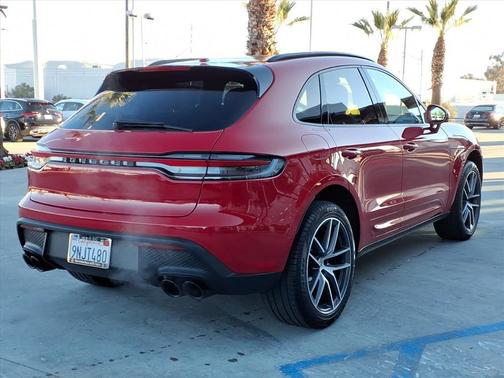 2024 Porsche Macan T