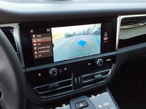 2024 Porsche Macan T