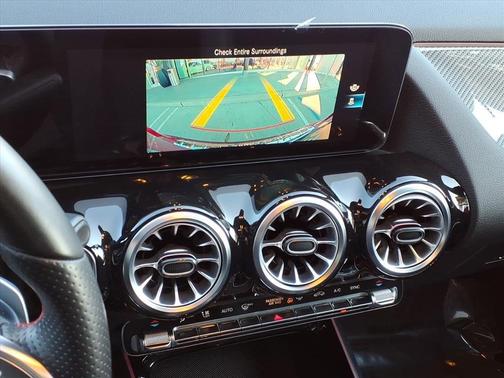 2022 Mercedes-Benz GLA 250 Base