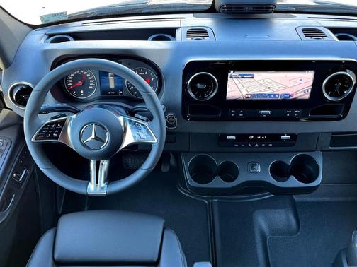 2025 Mercedes-Benz Sprinter 2500 170 WB