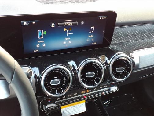 2026 Mercedes-Benz GLB 250 Base