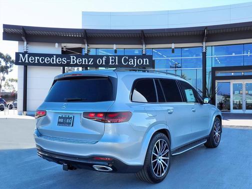 2026 Mercedes-Benz GLS 580 Base 4MATIC