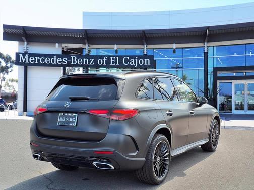 2026 Mercedes-Benz GLC 300 Base