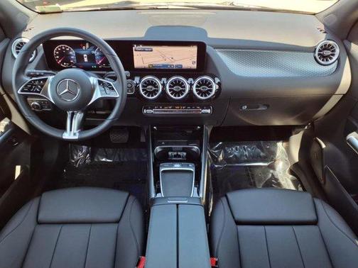 2025 Mercedes-Benz GLA 250 Base