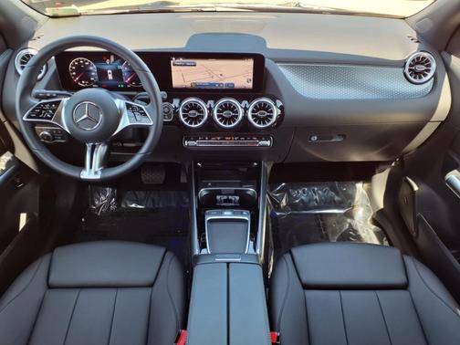 2025 Mercedes-Benz GLA 250 Base