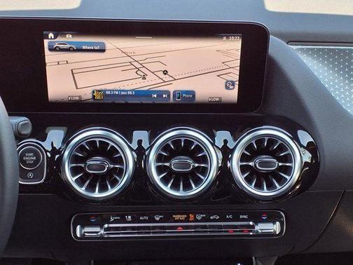 2025 Mercedes-Benz GLA 250 Base