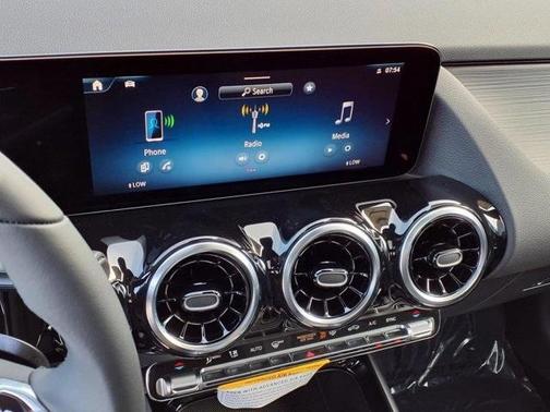 2026 Mercedes-Benz GLA 250 Base