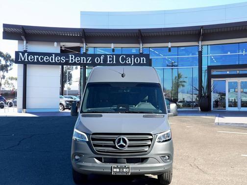 2025 Mercedes-Benz Sprinter 2500 170 WB