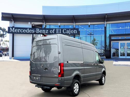 2025 Mercedes-Benz Sprinter 2500 144 WB