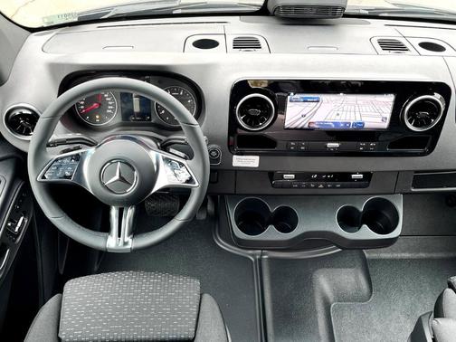 2025 Mercedes-Benz Sprinter 2500 144 WB