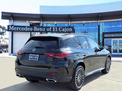 2026 Mercedes-Benz GLC 300 Base