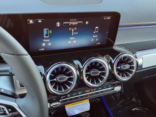 2026 Mercedes-Benz GLB 250 Base