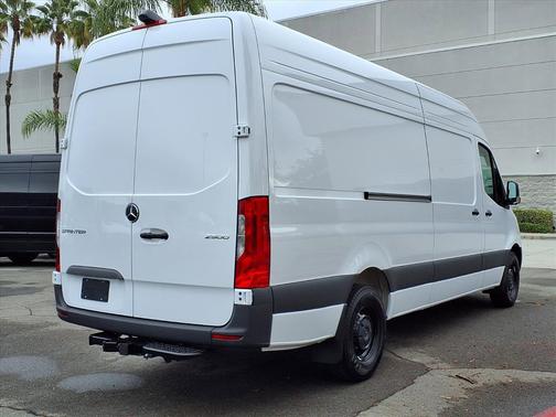 2026 Mercedes-Benz Sprinter 2500 170 WB