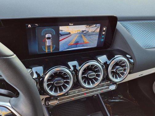 2025 Mercedes-Benz GLA 250 Base 4MATIC