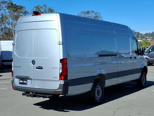 2026 Mercedes-Benz Sprinter 2500 170 WB High Roof Extended Cargo