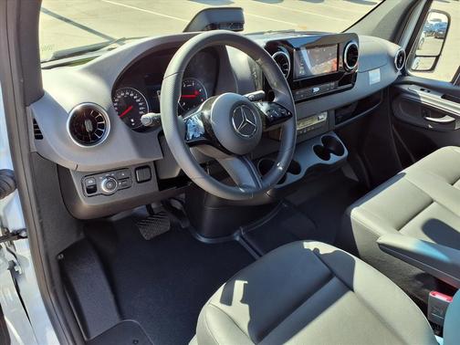 2026 Mercedes-Benz Sprinter 2500 144 WB