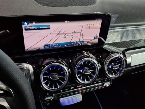 2026 Mercedes-Benz AMG GLB 35 Base