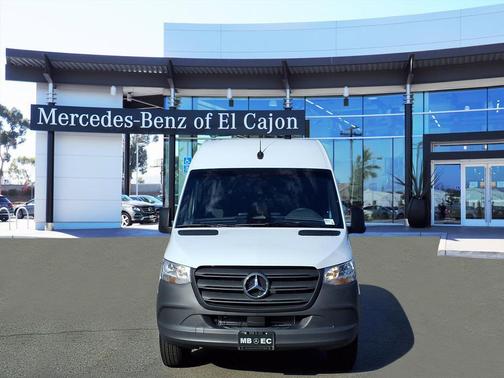 2026 Mercedes-Benz Sprinter 2500 144 WB