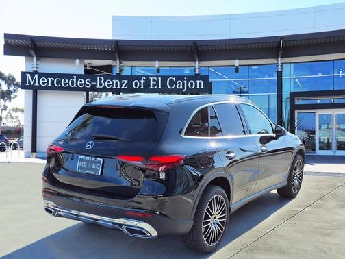 2025 Mercedes-Benz GLC 300 Base