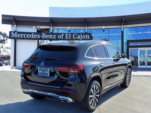 2022 Mercedes-Benz GLA 250 Base