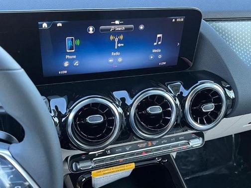 2026 Mercedes-Benz GLA 250 Base