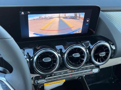 2026 Mercedes-Benz GLA 250 Base