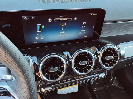 2026 Mercedes-Benz GLB 250 Base