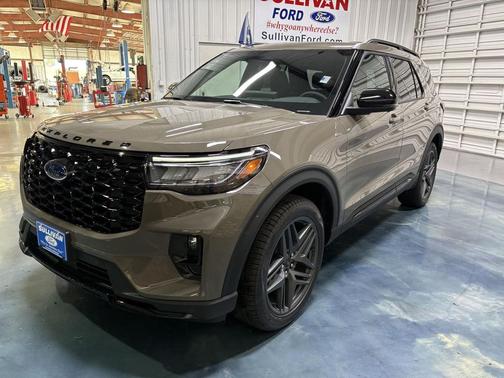 Marsh Gray 2026 Ford Explorer ST-Line