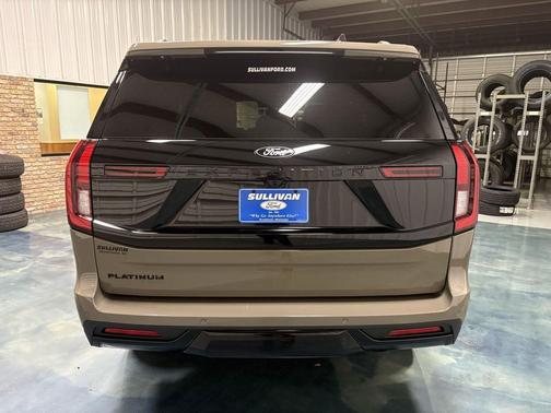 Marsh Gray 2026 Ford Expedition Platinum