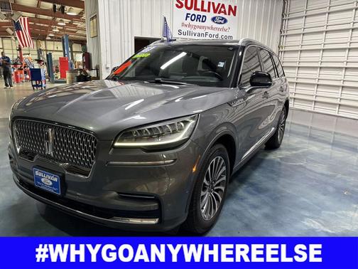 Asher Gray Metallic Clearcoat 2023 Lincoln Aviator Reserve