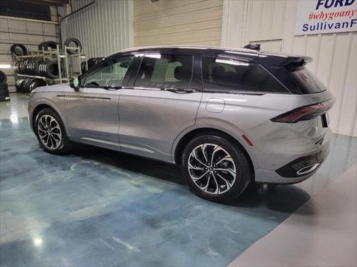 2024 Lincoln Nautilus Reserve