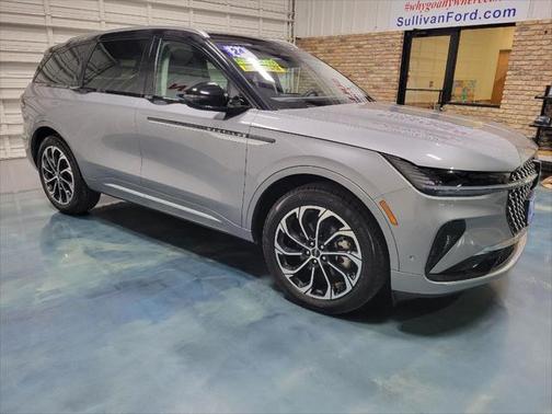 2024 Lincoln Nautilus Reserve