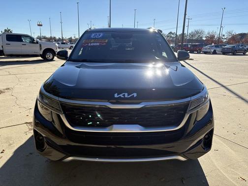 2023 Kia Seltos S