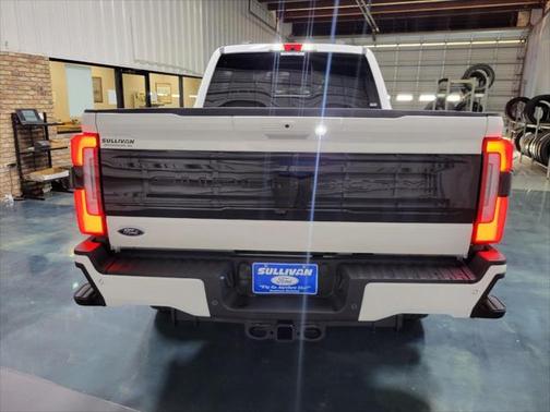 2025 Ford F-350 Platinum