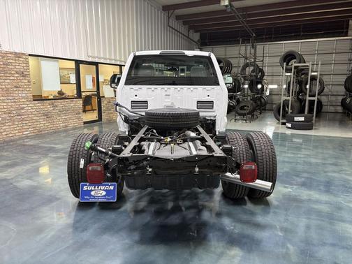 Oxford White 2026 Ford F-350 XL