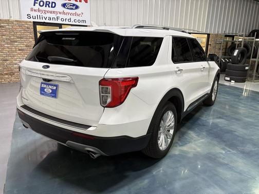 Star White Metallic Tri-Coat 2023 Ford Explorer Limited